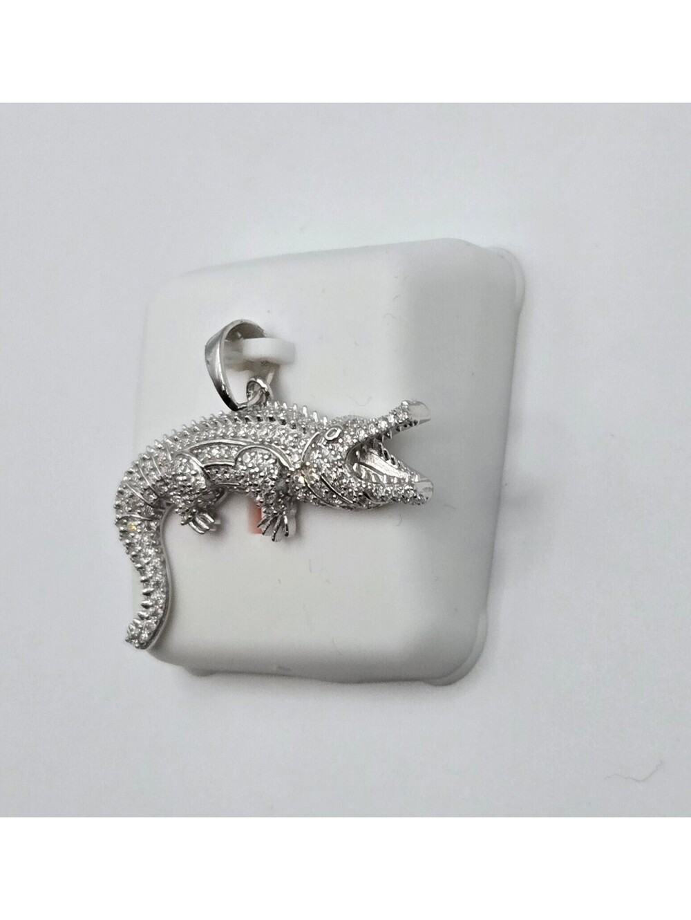 NEW Solid 925 Sterling Silver Genuine MOISSANITE Alligator/Crocodile Pendant - Picture 4 of 13